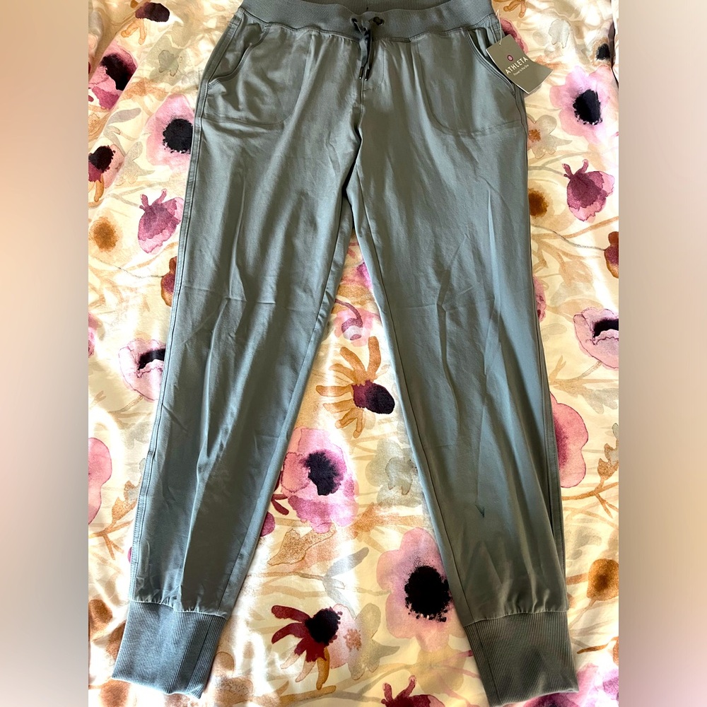 Atleta city jogger pants light gray size 2 New with tags